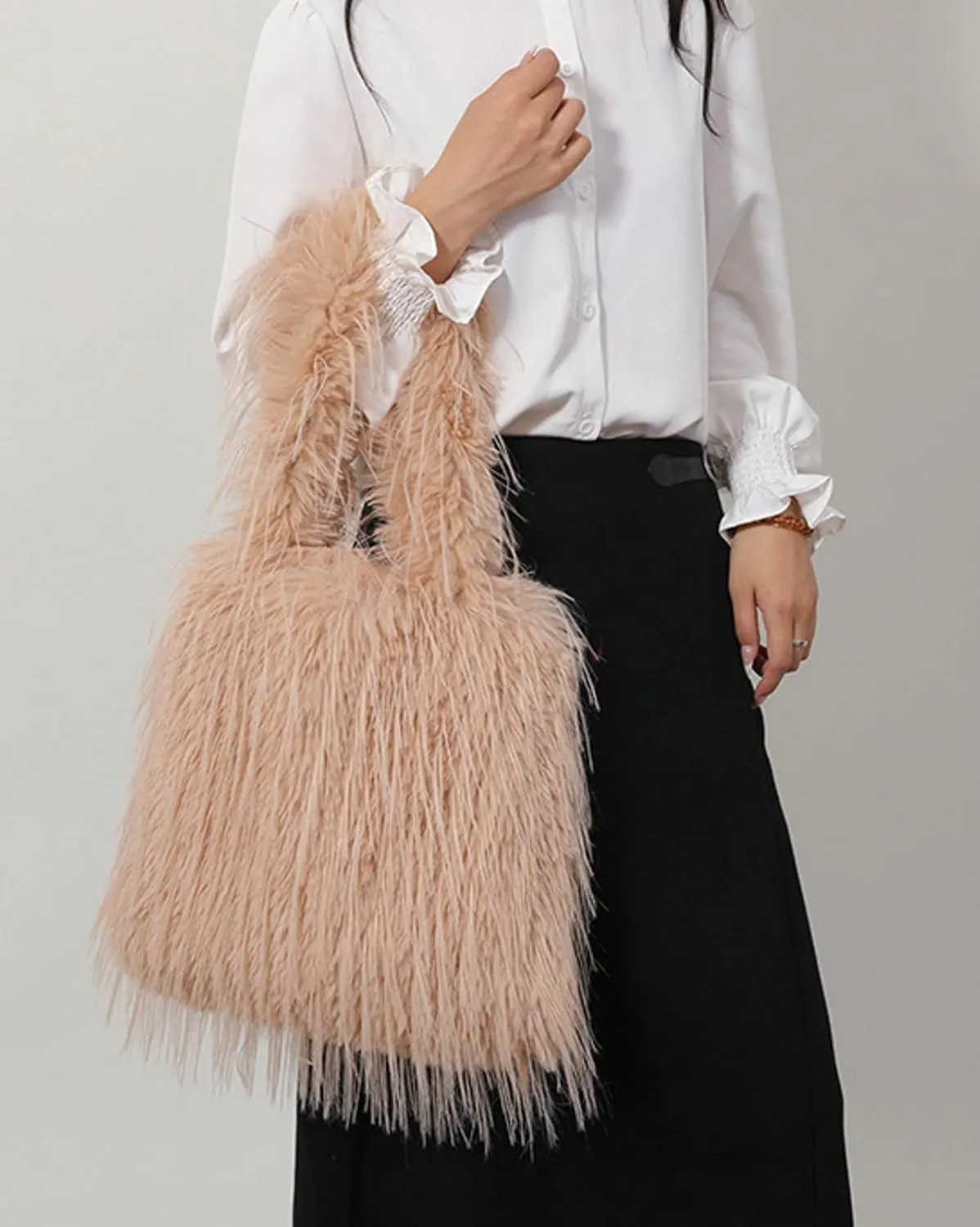 2024 Winter Plush Tote Bag Women Cozy Long Fur Shoulder Bag Soft Fuzzy Tote Fall Winter Purse Magnetic Multiple Colors