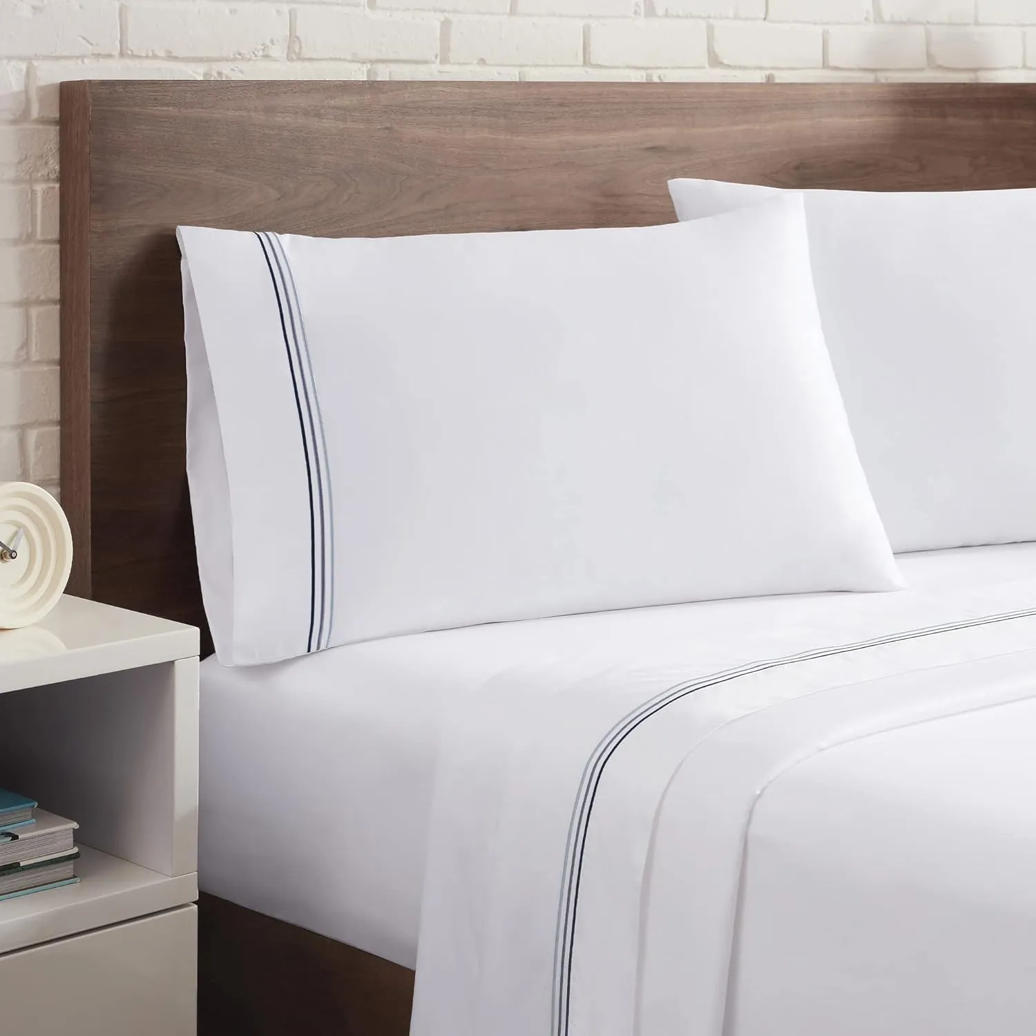 Aston & Arden Sateen Sheet Set - 100% Cotton 600 Thread Count Luxurious Hotel Silky Sheets, Pristine White with Fine Baratta Embroidered 3-Striped Hem, Wrinkle Resistant, Full, Lapis Blue
