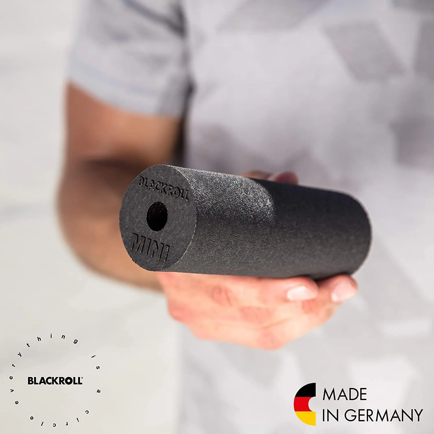 Black Roll German Foam Roller Mini 18g 15cm x 5.3cm Pink