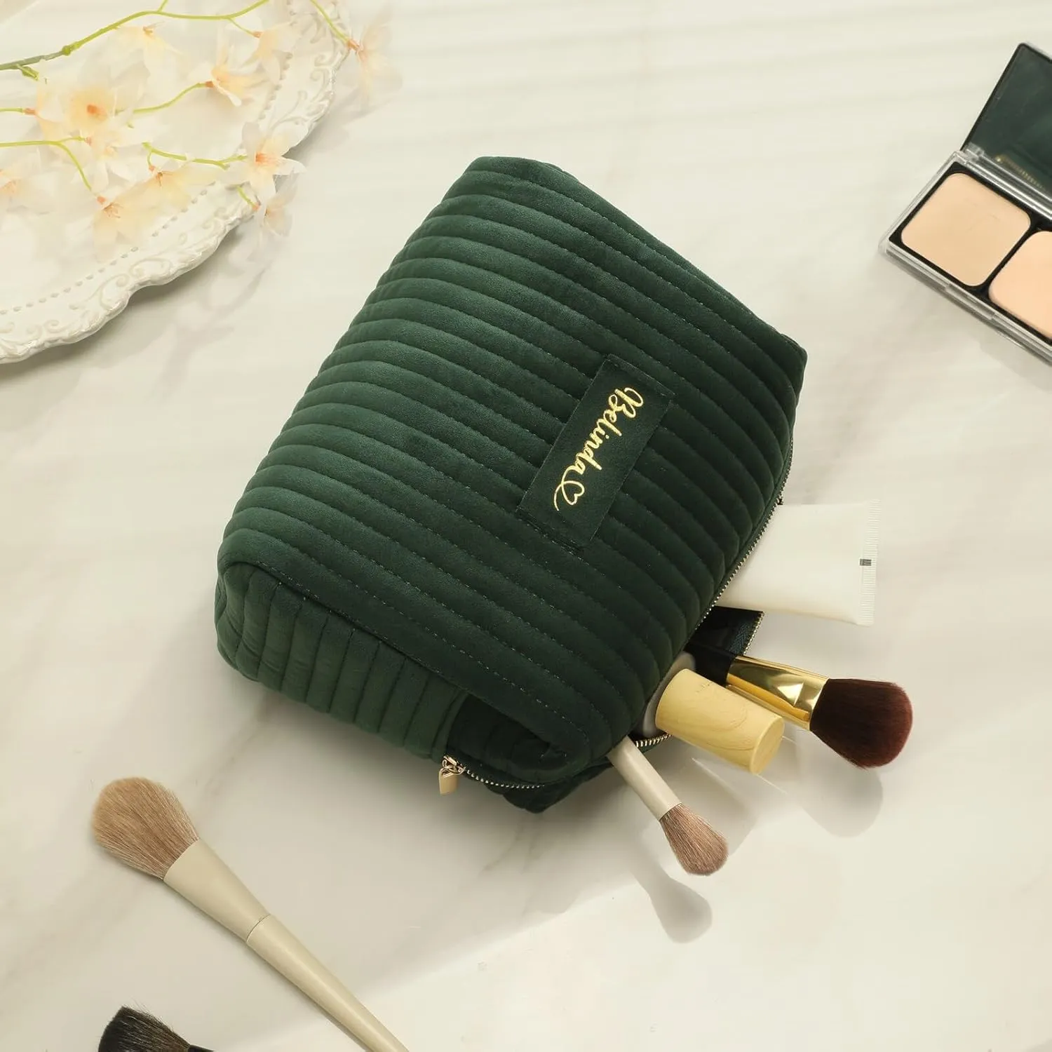 Custom Makeup Bag, Green Velvet Personalized Cosmetic Bag with Zipper for Women Teen Girls Birthday Gifts Mothers Day Gifts for Mom