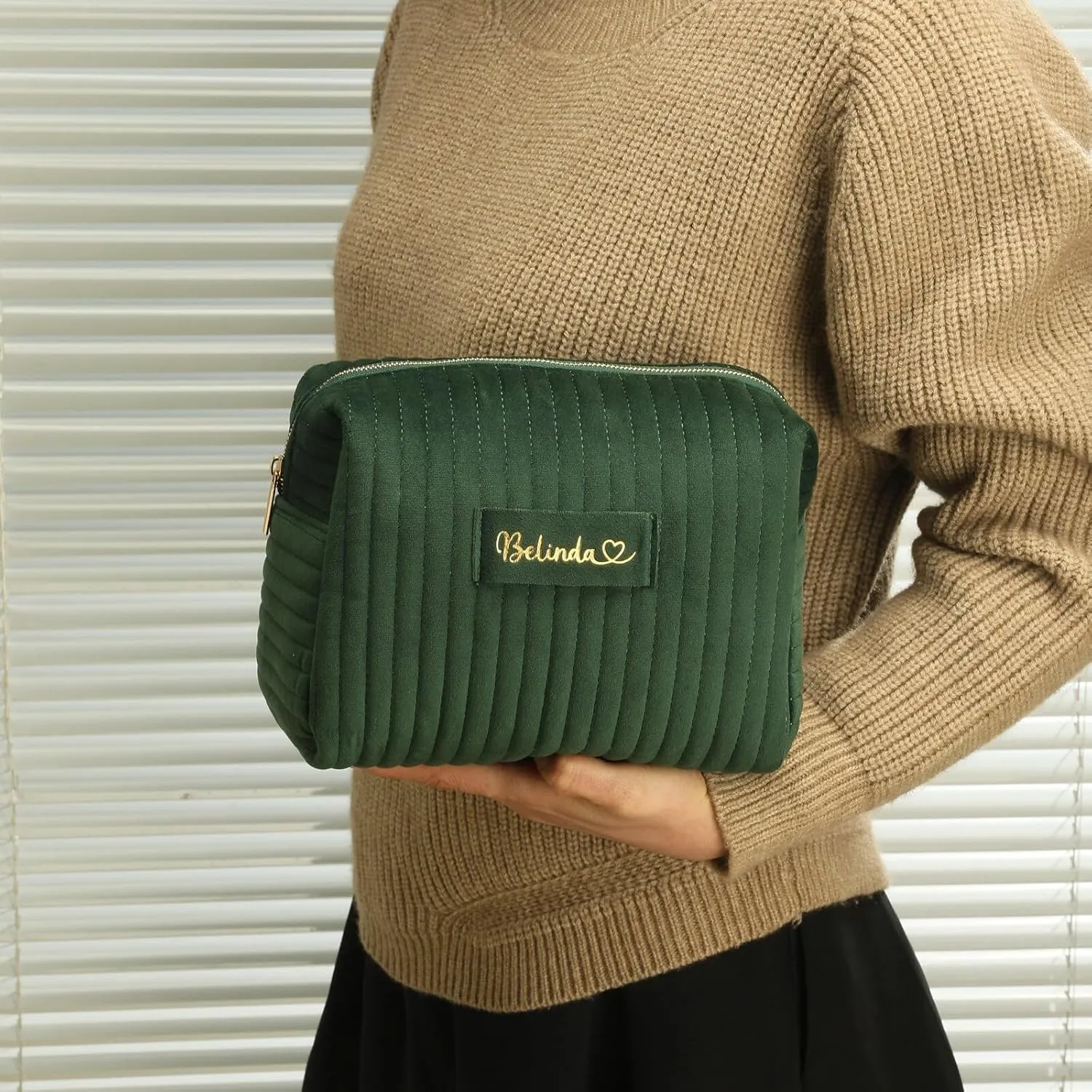 Custom Makeup Bag, Green Velvet Personalized Cosmetic Bag with Zipper for Women Teen Girls Birthday Gifts Mothers Day Gifts for Mom