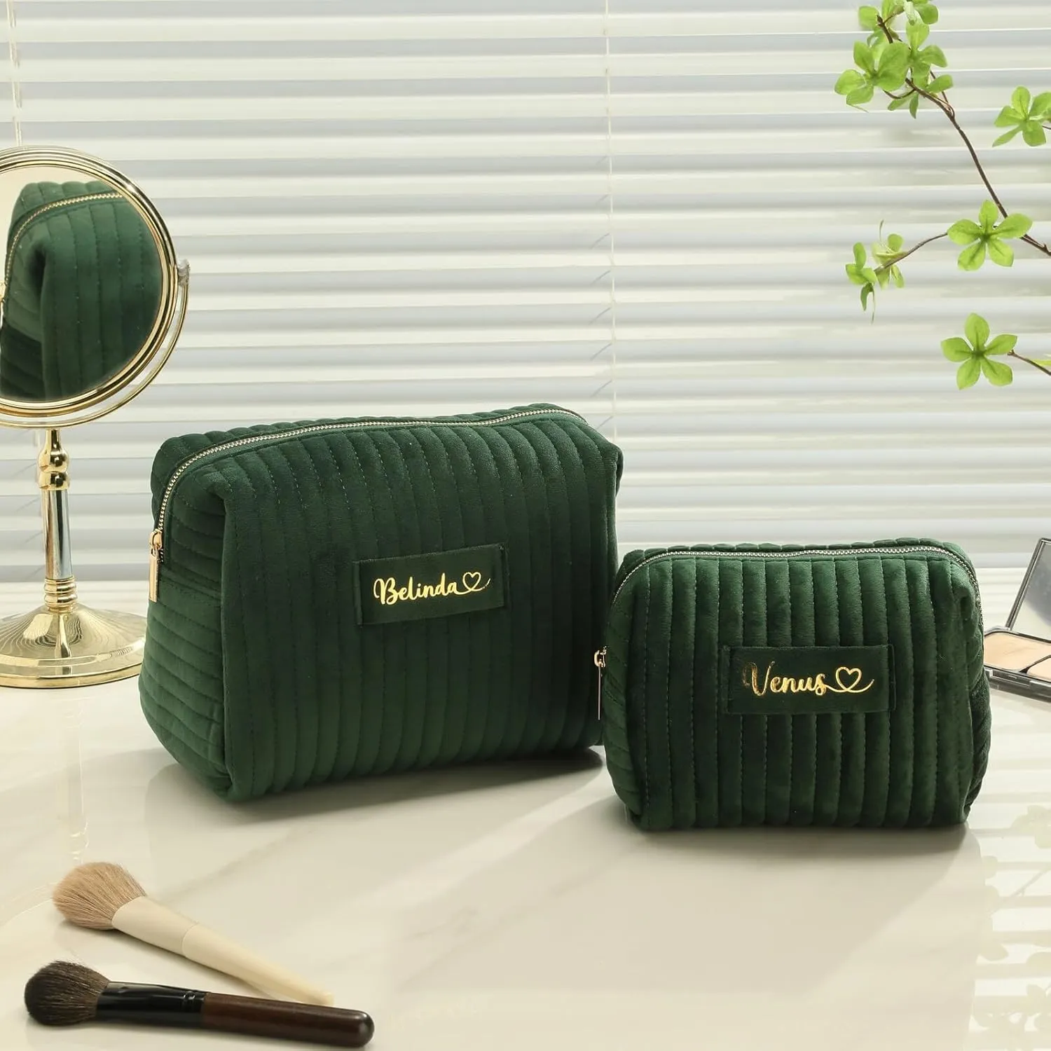 Custom Makeup Bag, Green Velvet Personalized Cosmetic Bag with Zipper for Women Teen Girls Birthday Gifts Mothers Day Gifts for Mom