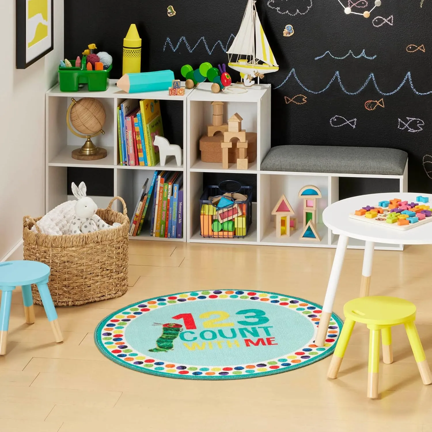 Eric Carle "The Very Hungry Caterpillar Elementary 123 Count with Me Kids Machine Washable Area Rug, Blue/White, 35" Round
