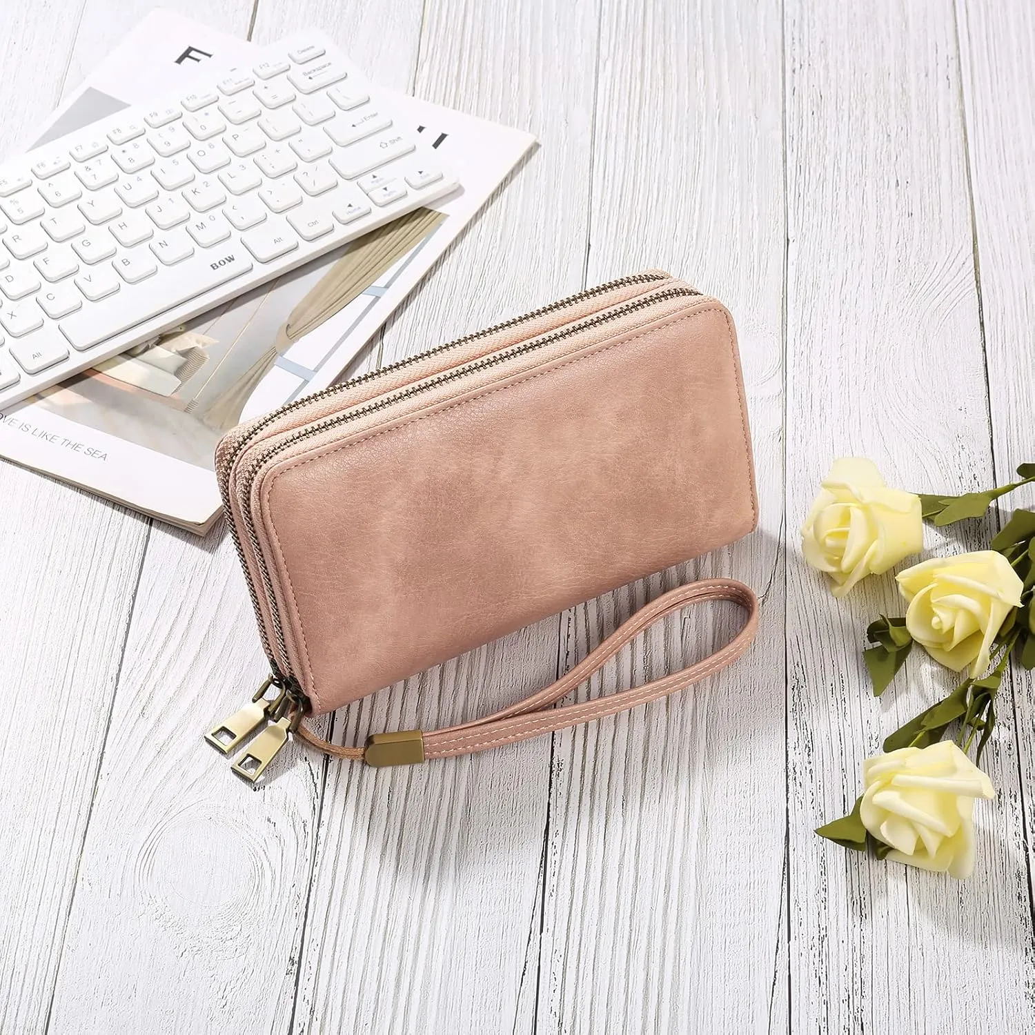 GAEKEAO Wallet for Women Clutch RFID Blocking Leather Wristlet Purse Large Capacity Credit Card Holder with Grip Hand Strap