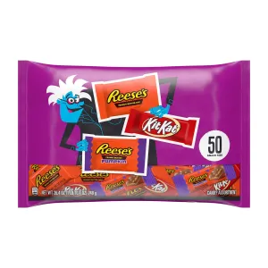 KIT KAT and REESE'S Assorted Milk Chocolate Snack Size, Halloween Candy Bag, 21.76 oz (40 Pieces)