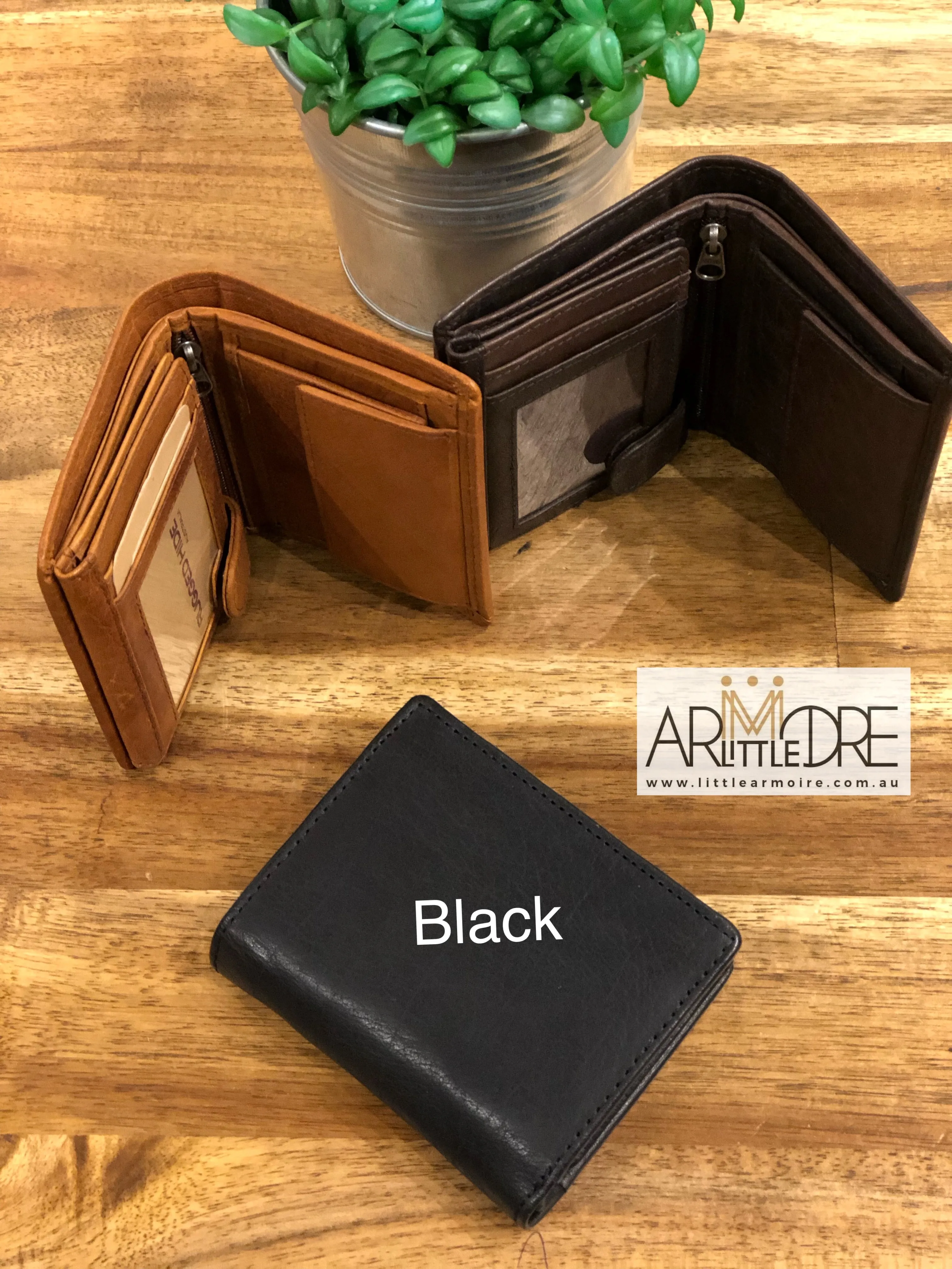 LA4241 Men's Lightly Oiled Rugged Bi-Fold Wallet