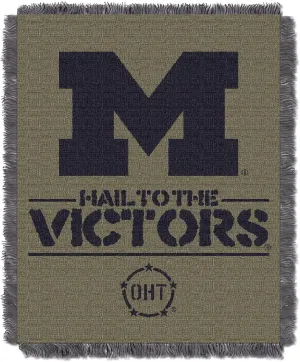 NORTHWEST NCAA Unisex-Adult Woven Jacquard Throw Blanket