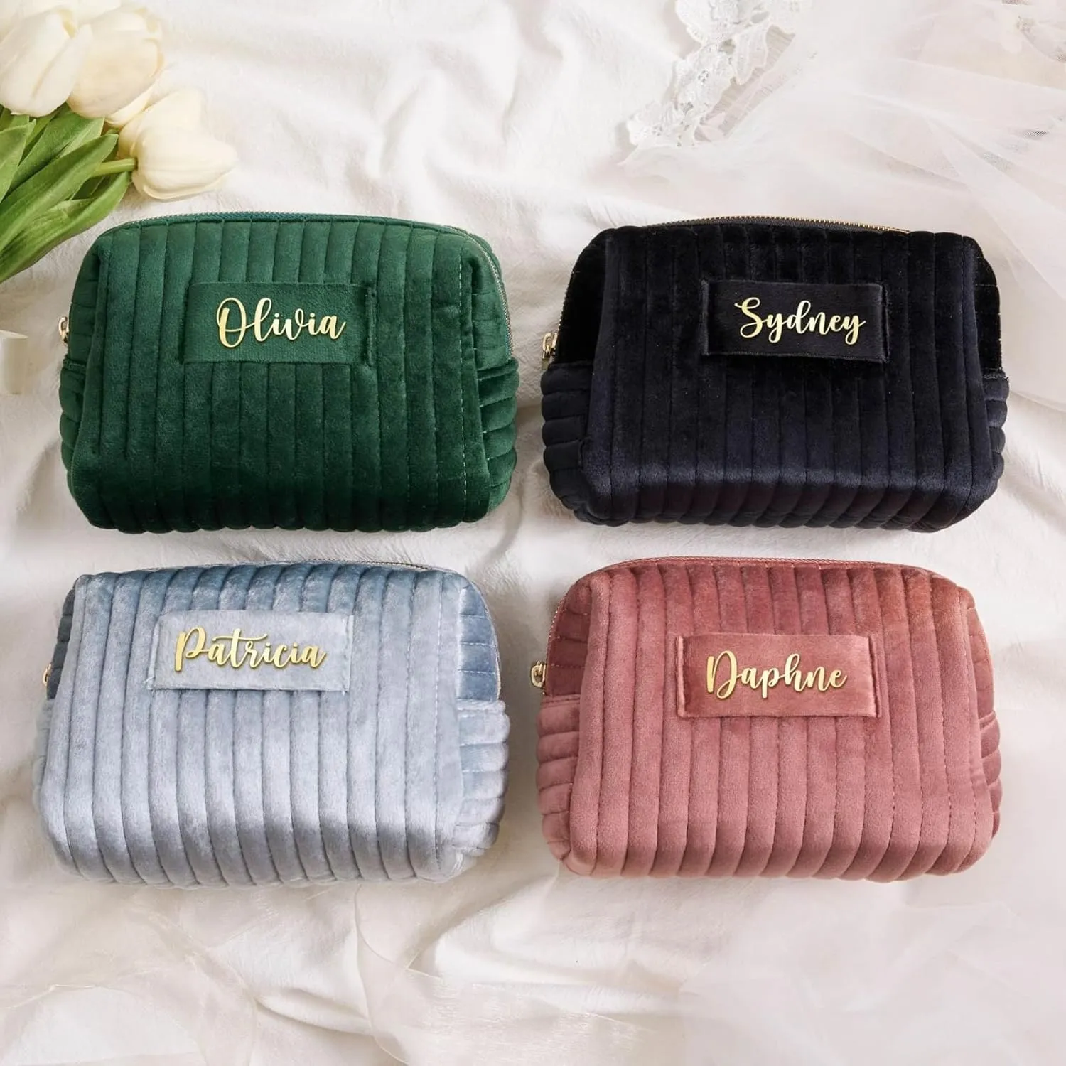 Personalized Makeup Bag, Black Velvet Custom Name Travel Makeup Bag for Women Teen Girls Birthday Gifts Mothers Day Gifts for Mom