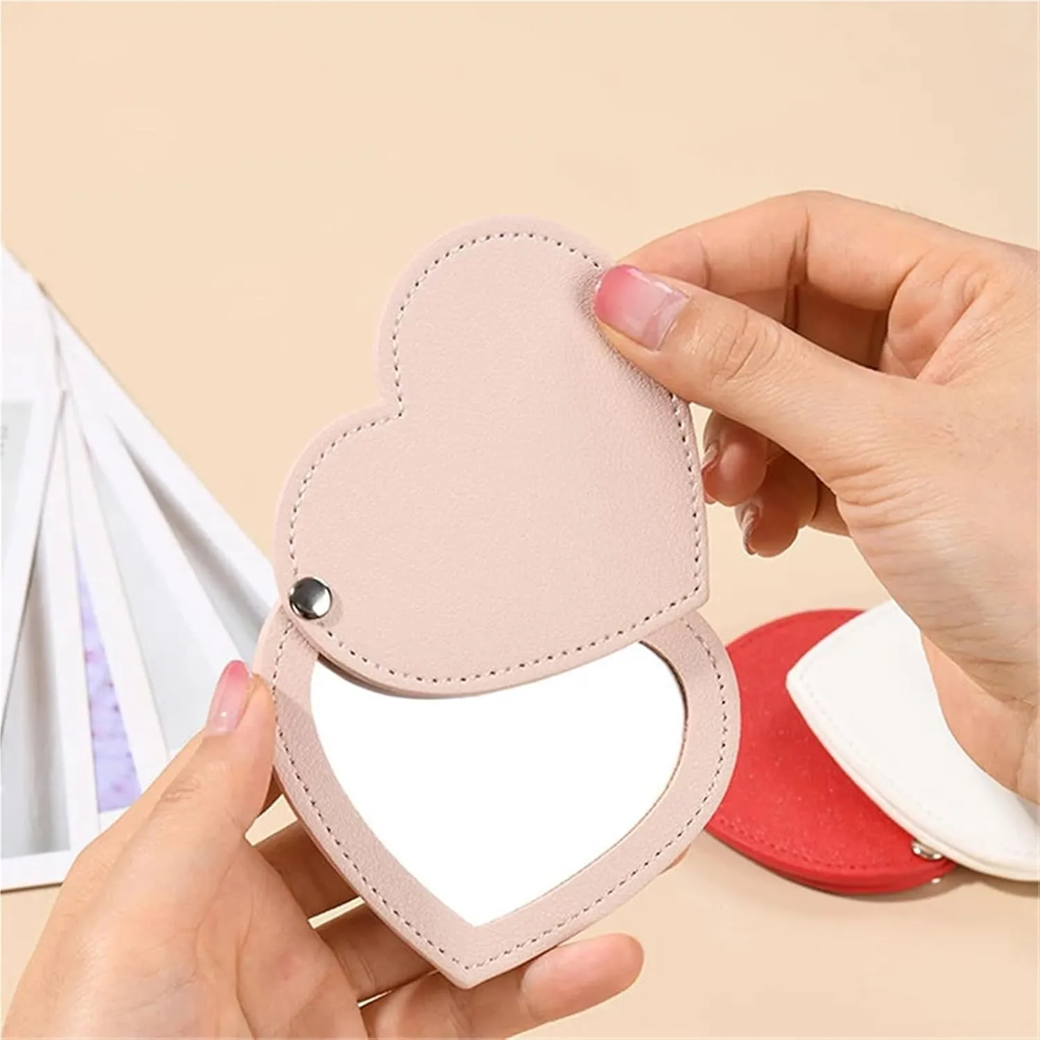 Pocket Mirror 2pc Mini Heart Shaped Makeup Mirror Stainless Steel Portable PU Cover Rotary Cosmetic Mirrors Pocket Mirror for Travel Makeup(Gold)