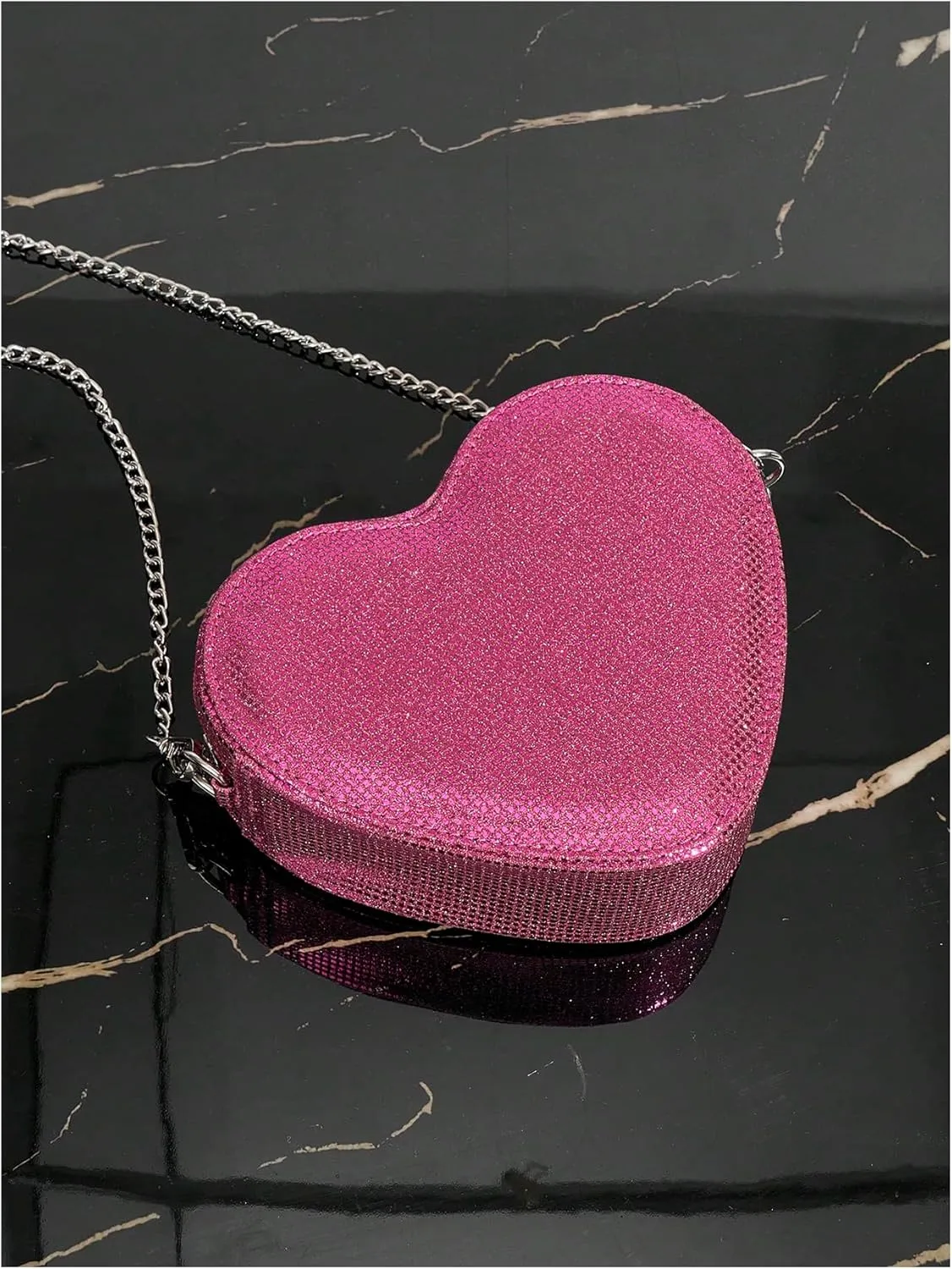 QWINEE Women's Sparkling Heart Shape Purse Novelty Mini Bag Chain Single Strap Evening Crossbody Handbags