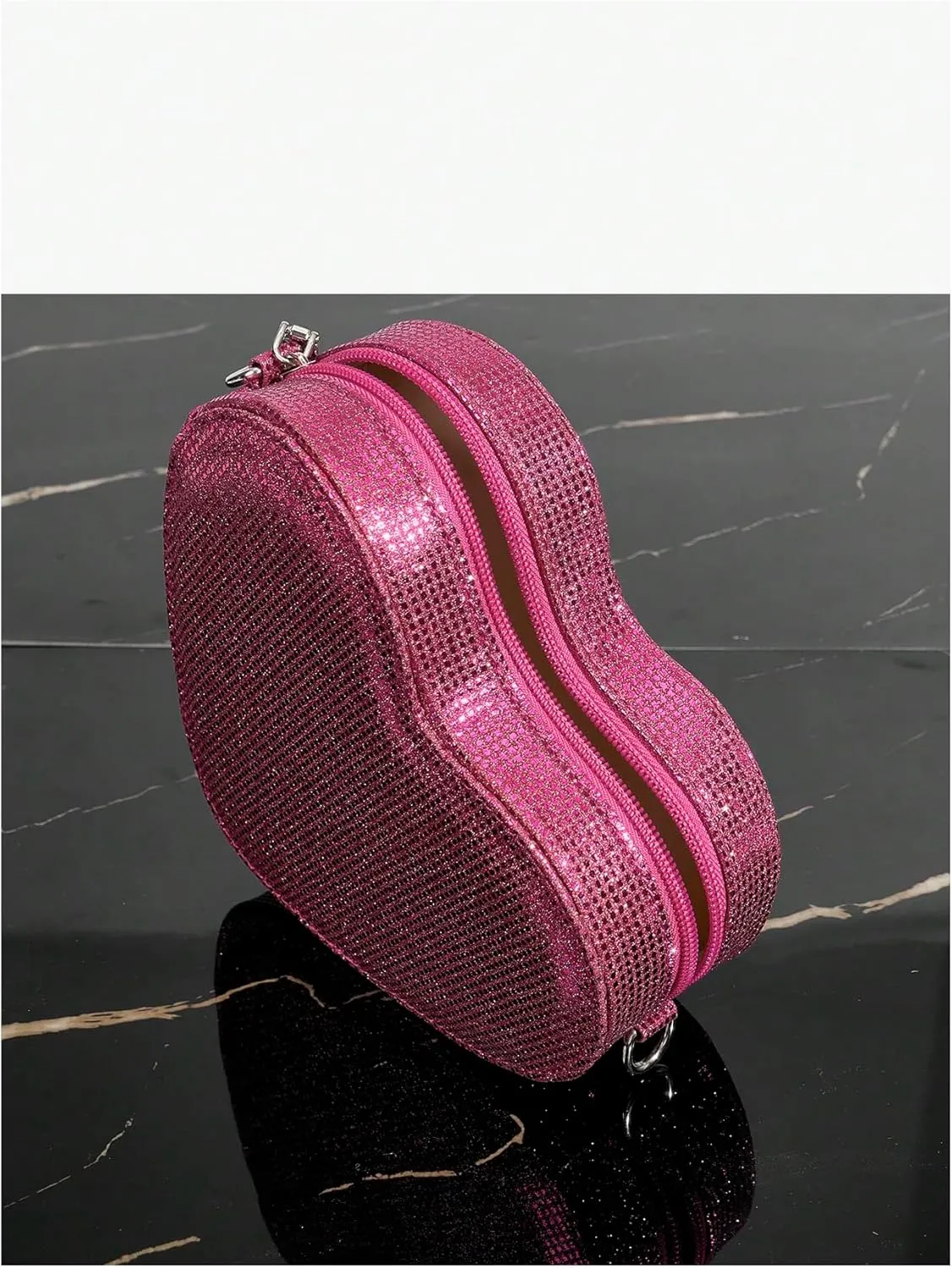 QWINEE Women's Sparkling Heart Shape Purse Novelty Mini Bag Chain Single Strap Evening Crossbody Handbags