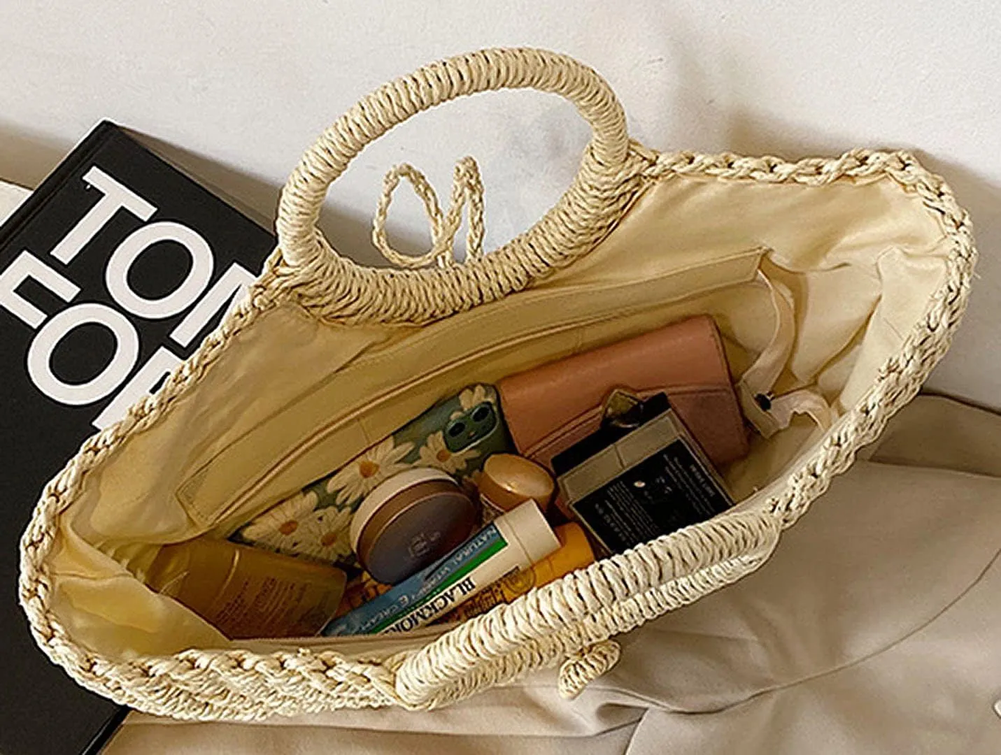 QZUnique Hand-woven Straw Bag Women Summer Beach Handbag Purse Retro Rattan Tote Clutch Travel Bag with Wood Round Top Handle