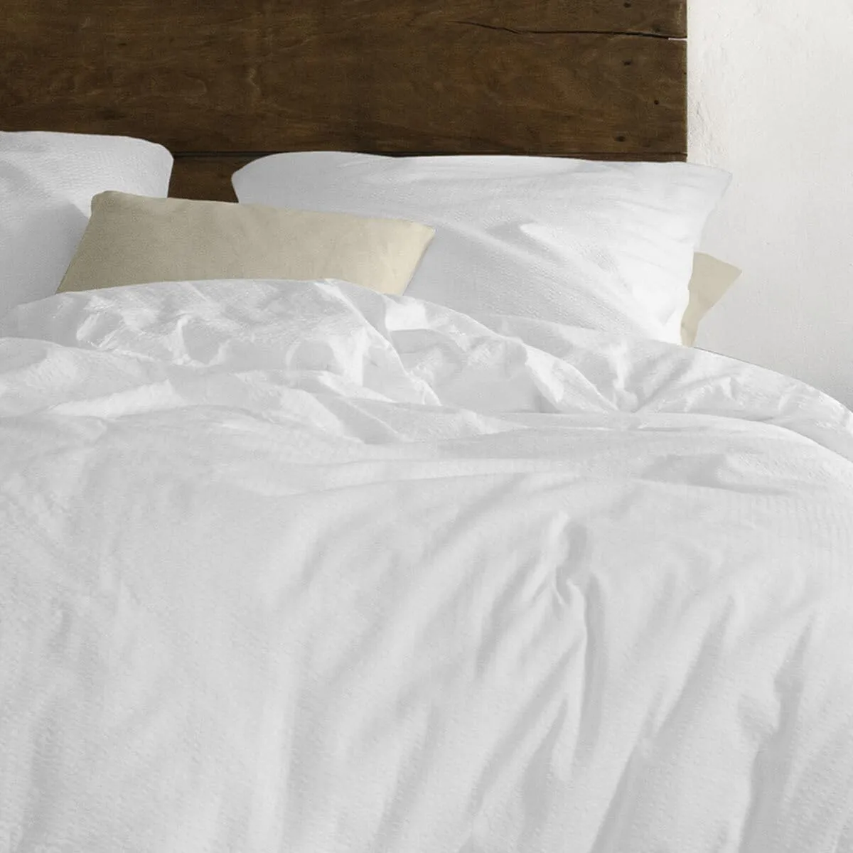 Seersucker Easy Eindhoven Bed Linen 155 x 220 cm and 1 Pillowcase 80 x 80 cm White