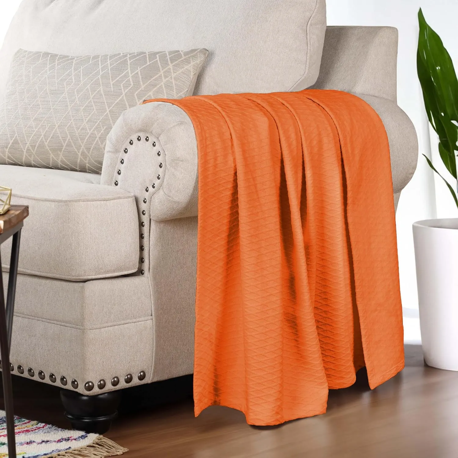 SUPERIOR Diamond Weave All-Season Cotton Blanket, Cover for Home, Couch, Bed, Soft, Warm Blankets, Boho Aesthetic, Comfy, Cozy, and Cute Covers, Decorative Bedding Essentials, King, Burnt Orange