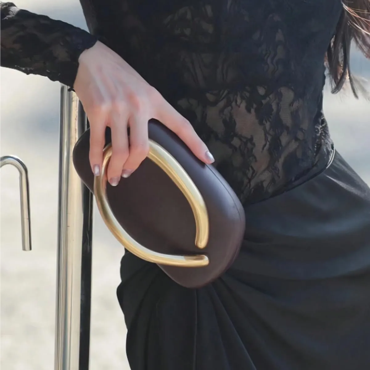 Women PU Leather Metal Handle Handbag Trendy Commuting Compact Stone Purse Hand-held Causal Shoulder Clutch Bag