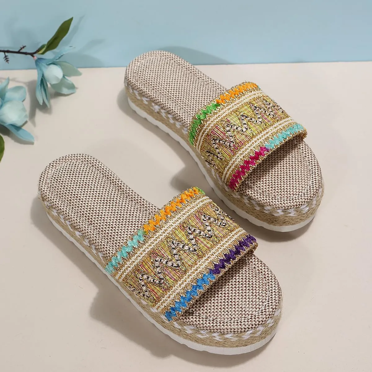 Women's Ethnic Style Thick Sole Woven Holiday Slippers, Hemp Rope Platform Slippers, Boho Ladies Braided Slippers, Casual Platform Sandals Relieve Foot Fatigue (Black,38)