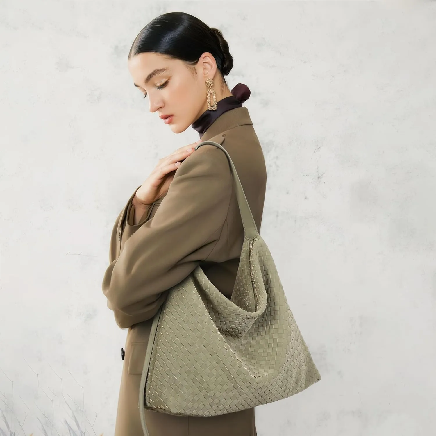 Woven Bag for Women, Vegan Leather Tote Bags Large Hobo Purses for Women Handmade Shoulder Bag with Adjustable Strap